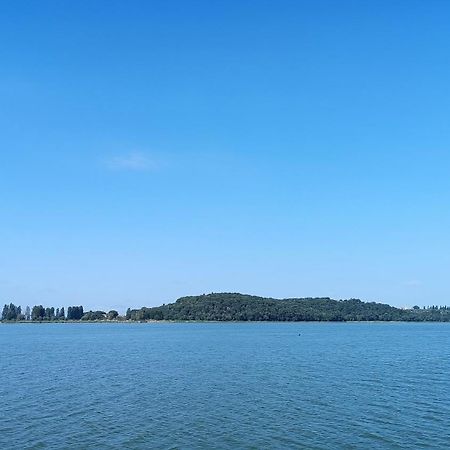 Isola Polvese Resort Castiglione del Lago Extérieur photo