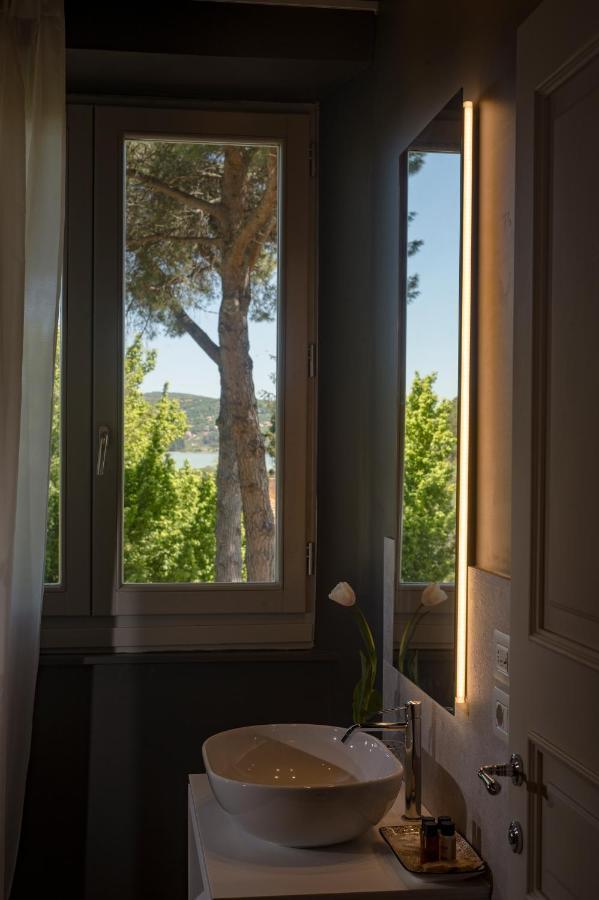 Isola Polvese Resort Castiglione del Lago Extérieur photo