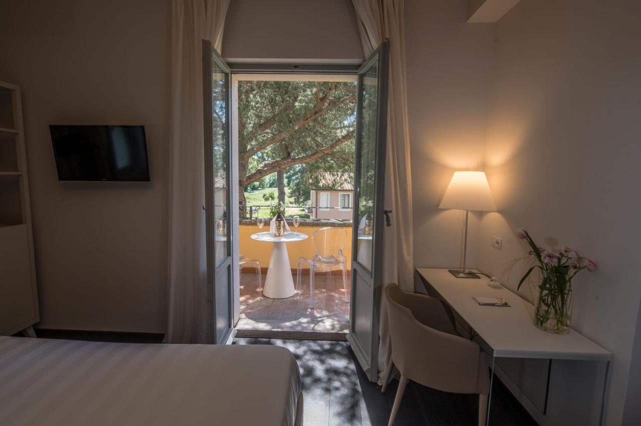 Isola Polvese Resort Castiglione del Lago Extérieur photo