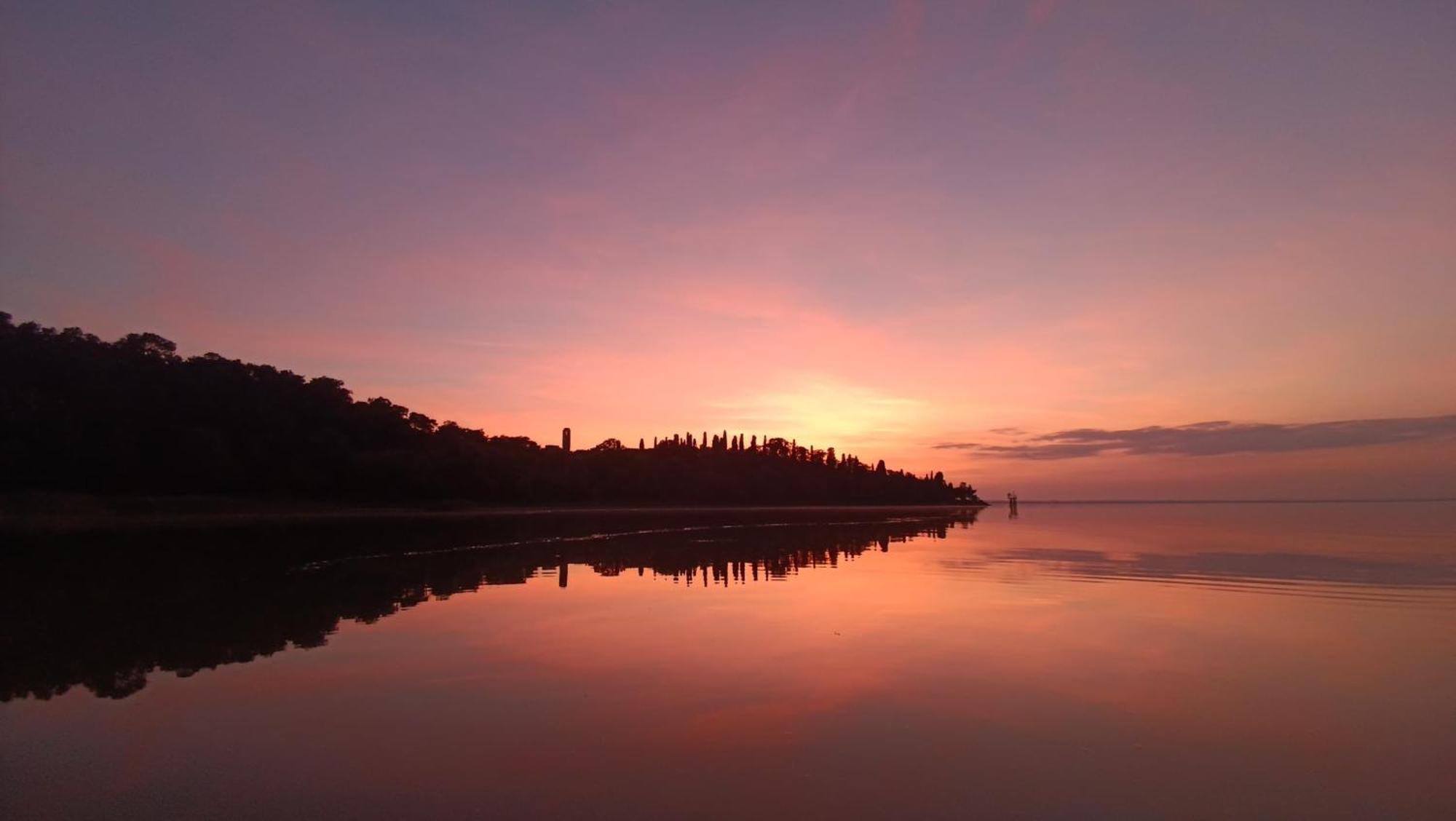 Isola Polvese Resort Castiglione del Lago Extérieur photo